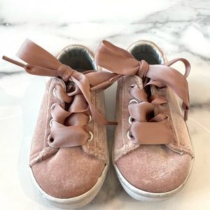 Janie and Jack Velour Shoes size 5 Toddler